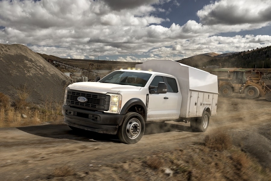 2025 Ford F-550
