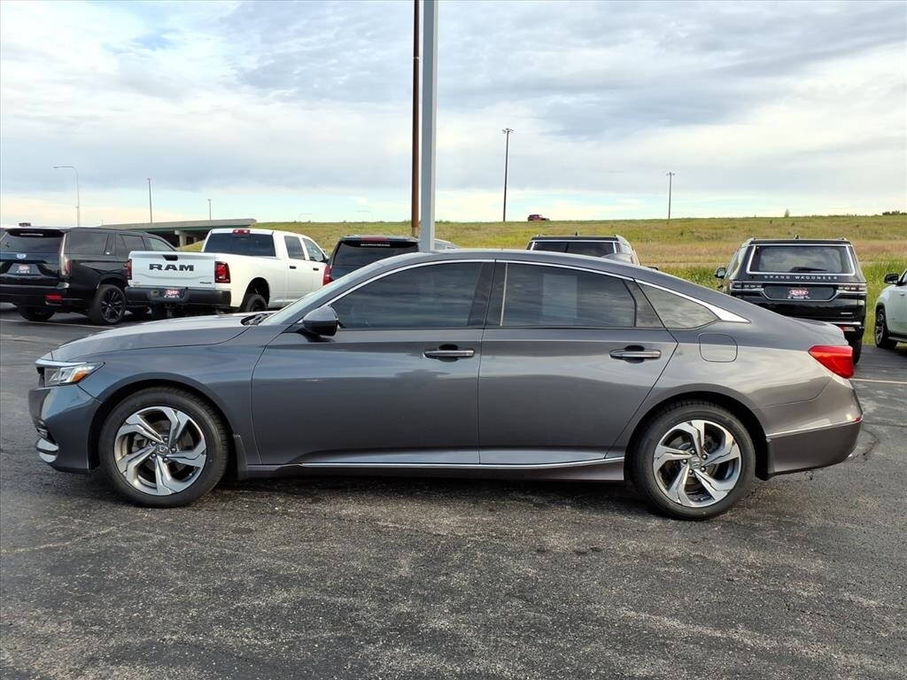 2020 Honda Accord EX photo 4