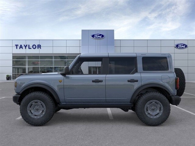 2025 Ford Bronco Badlands photo 3