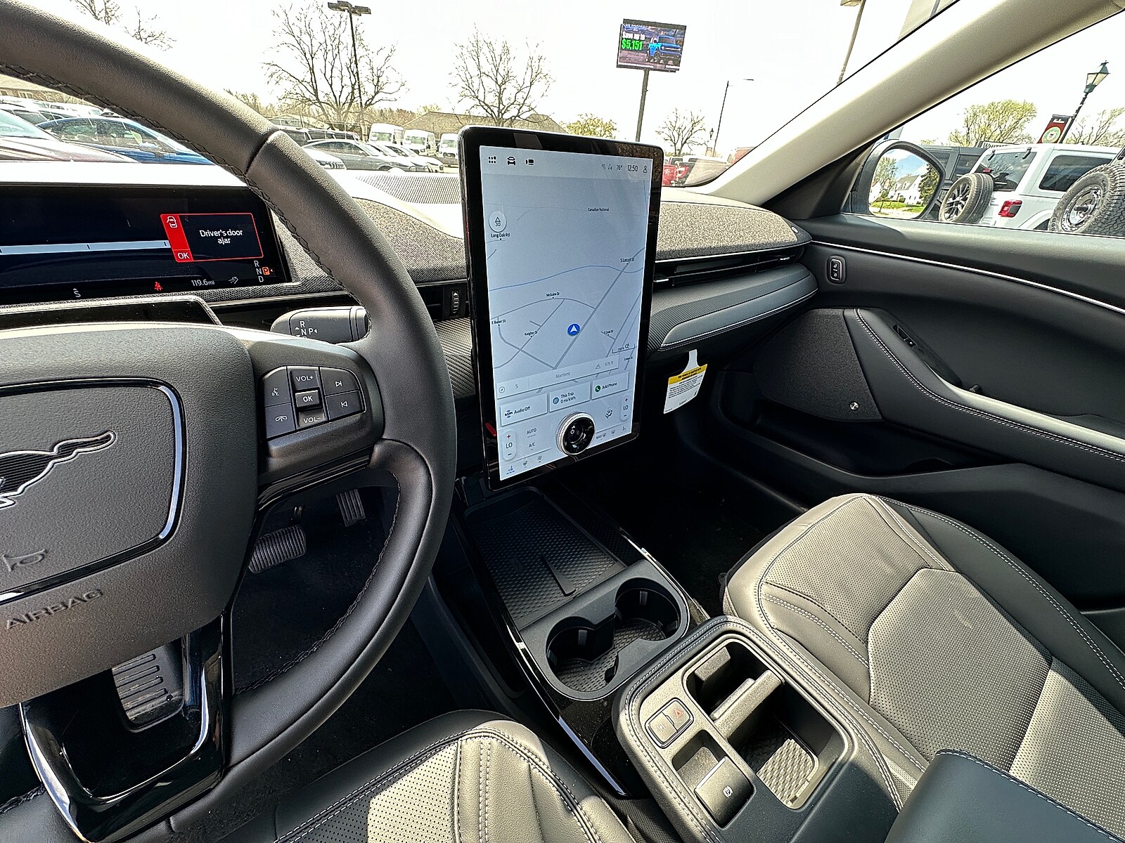 2025 Ford Mustang Mach-E Premium - Photo 23