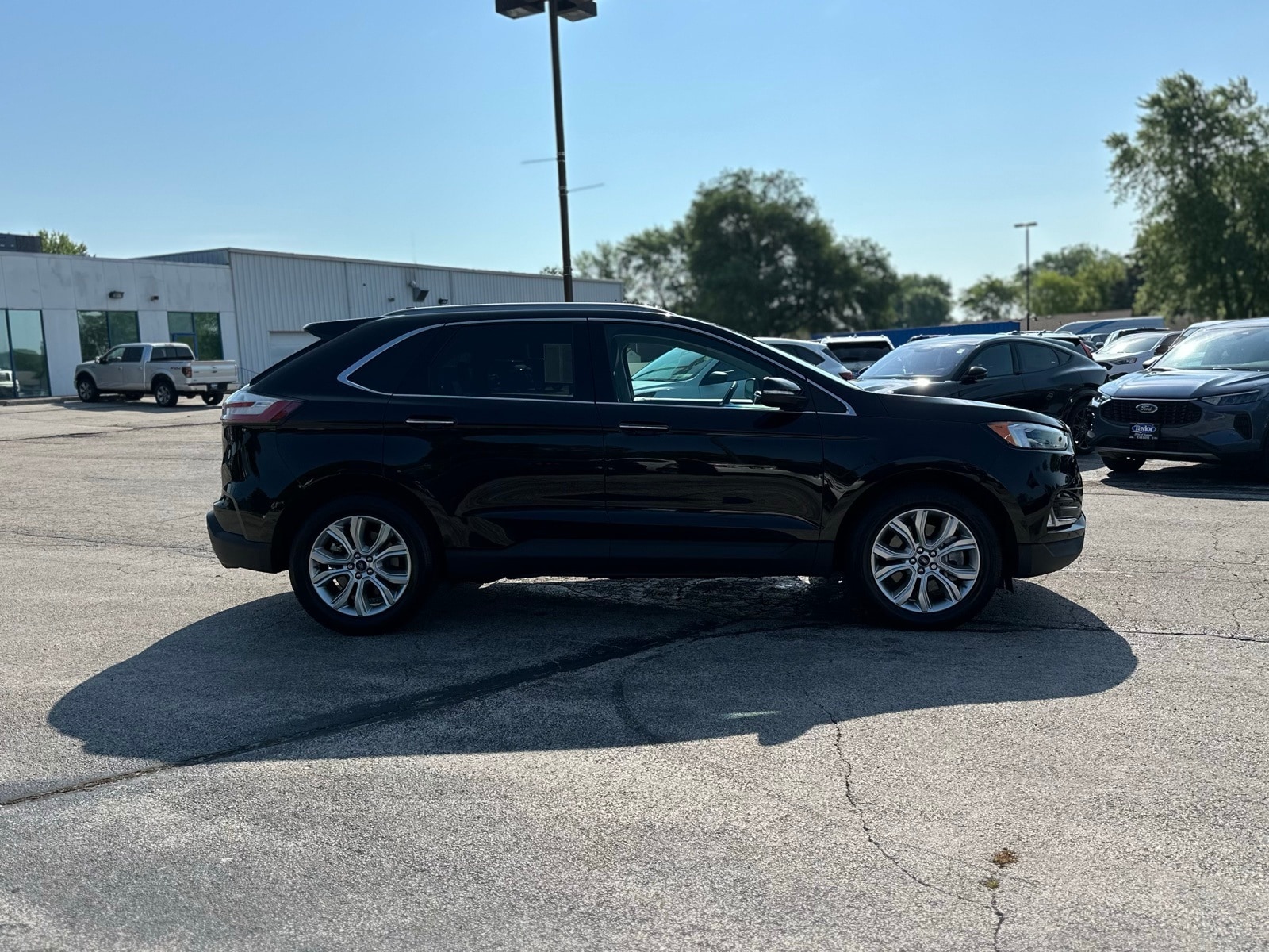 Used 2022 Ford Edge Titanium with VIN 2FMPK4K92NBA80088 for sale in Manteno, IL
