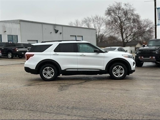 Used 2022 Ford Explorer XLT with VIN 1FMSK8DHXNGA07503 for sale in Manteno, IL
