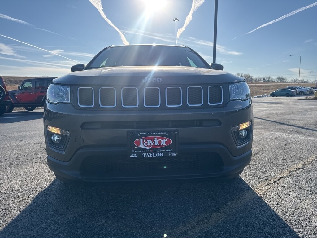 2021 Jeep Compass North Edition Latitude photo 2