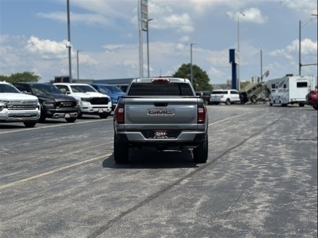 Used 2023 GMC Canyon AT4 Truck
