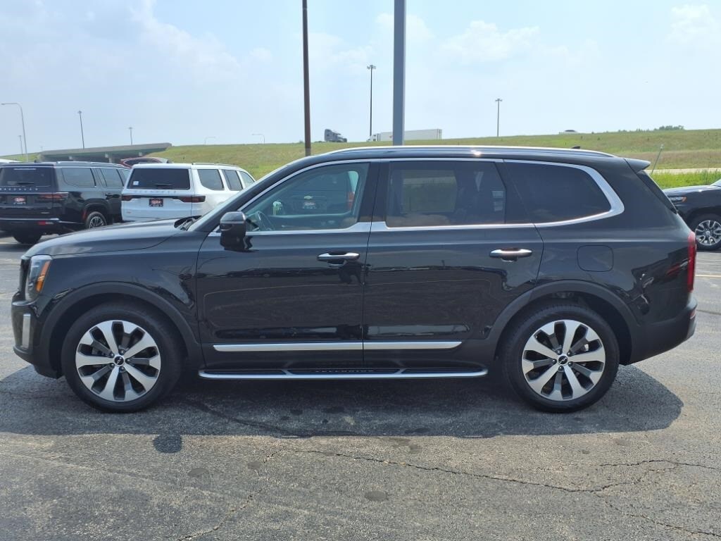 2022 Kia Telluride S photo 4