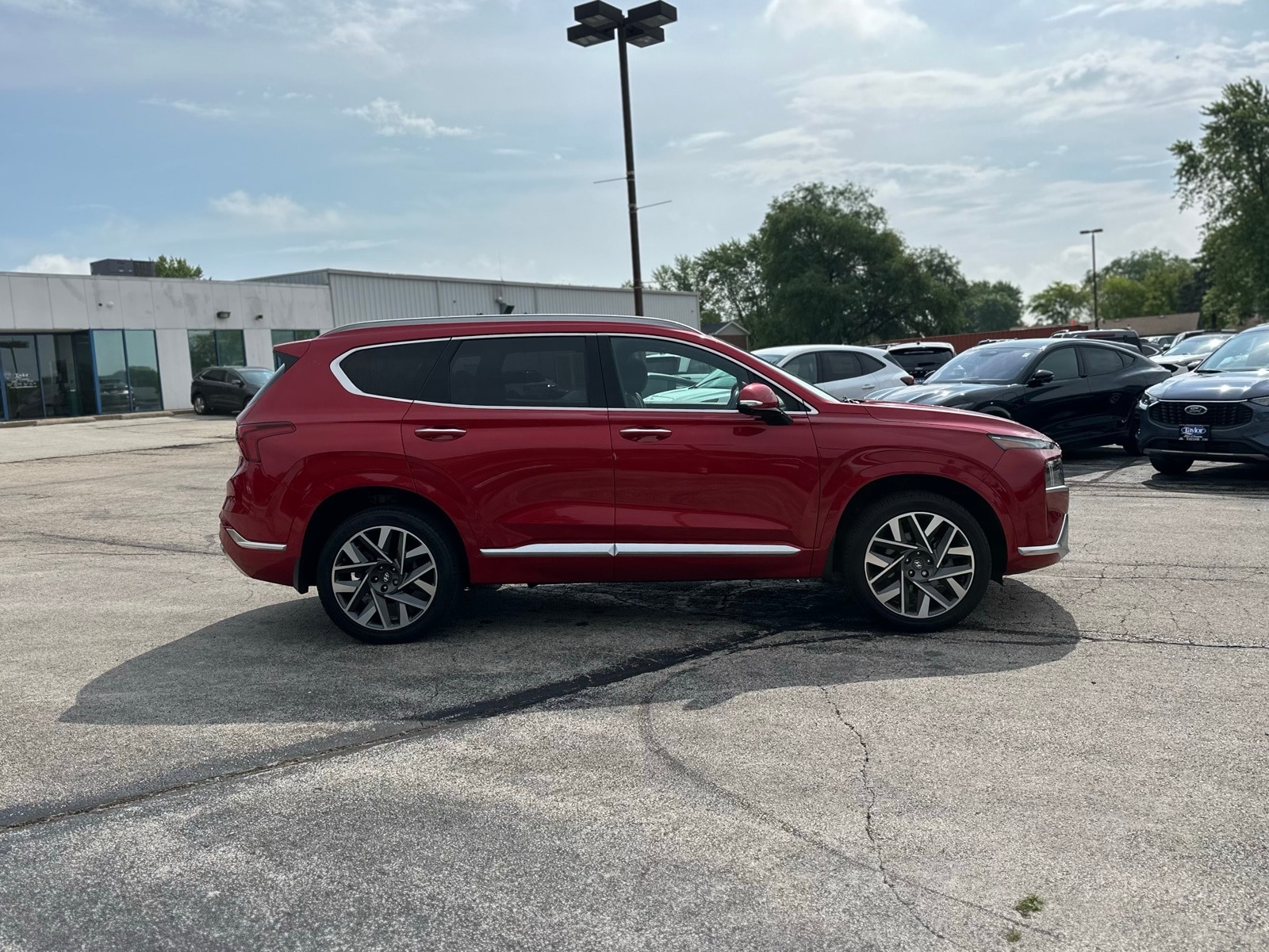 Used 2021 Hyundai Santa Fe Calligraphy with VIN 5NMS5DAL2MH355946 for sale in Manteno, IL