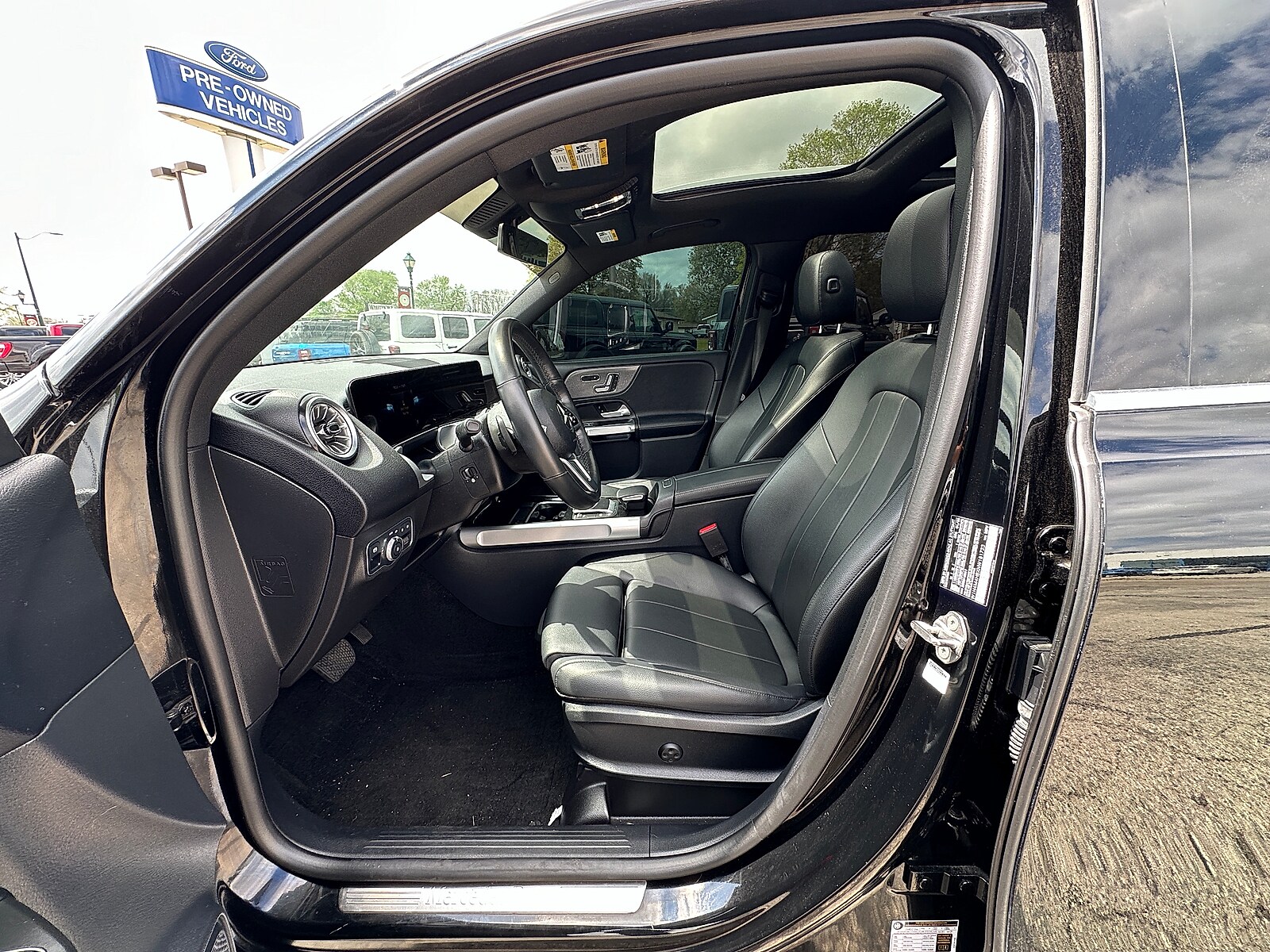 2022 Mercedes-Benz GLB Base - Photo 12