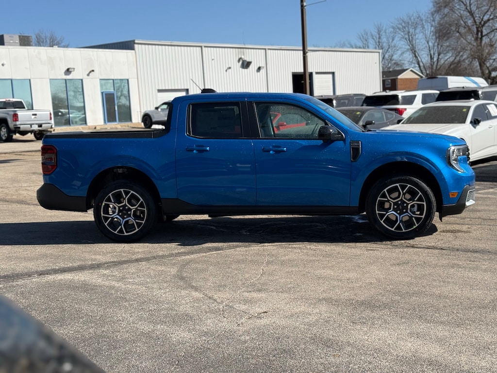 2026 Ford Maverick Lariat photo 2
