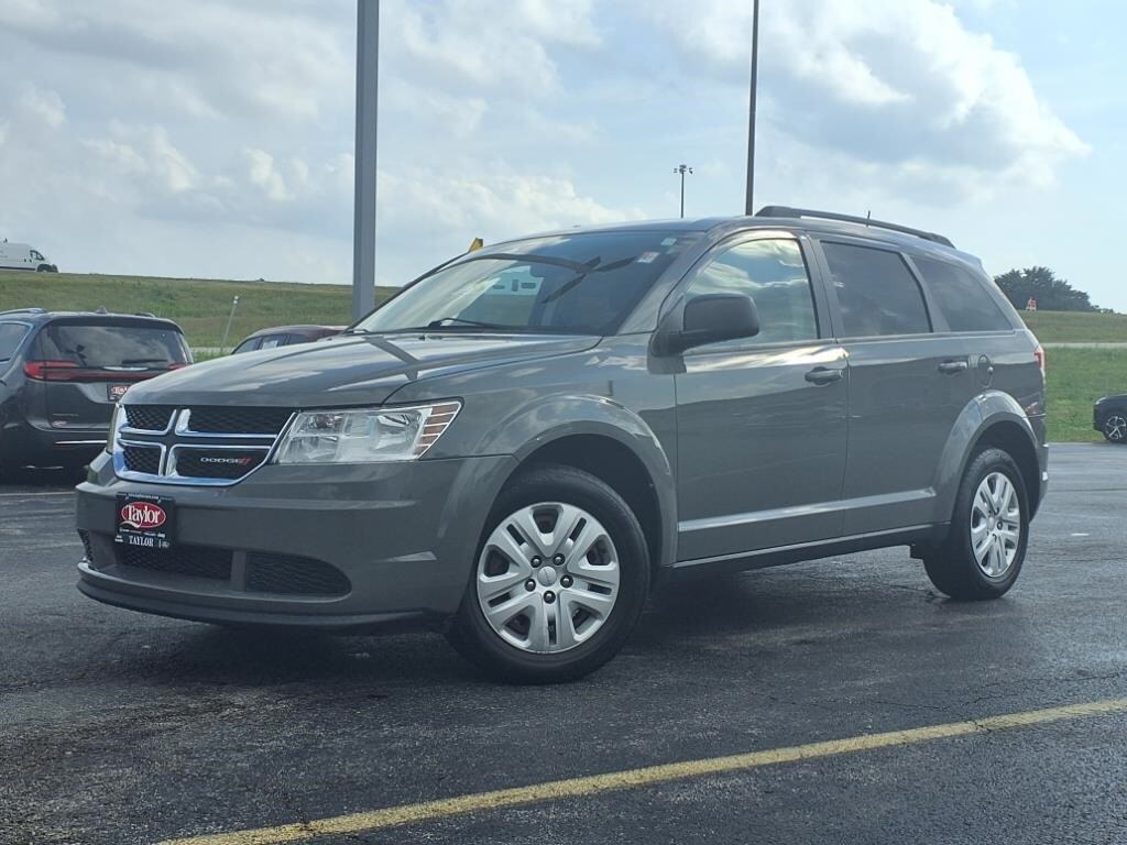 2020 Dodge Journey SE photo 2