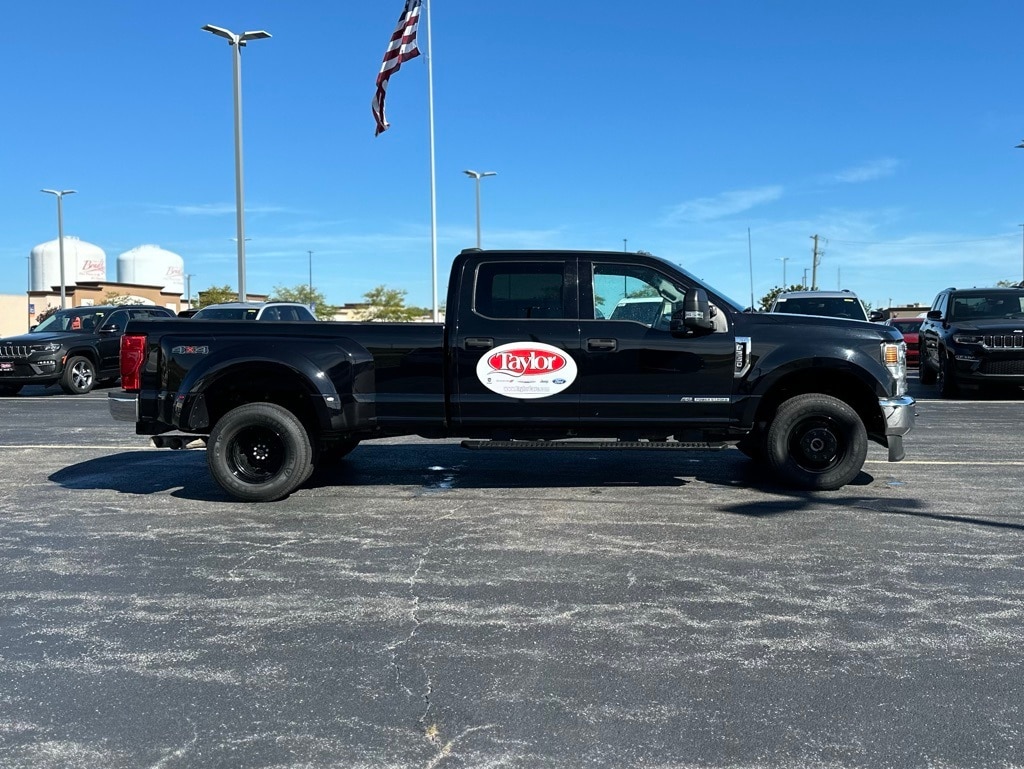 Used 2021 Ford F-350 Super Duty XLT with VIN 1FT8W3DT9MED93853 for sale in Manteno, IL