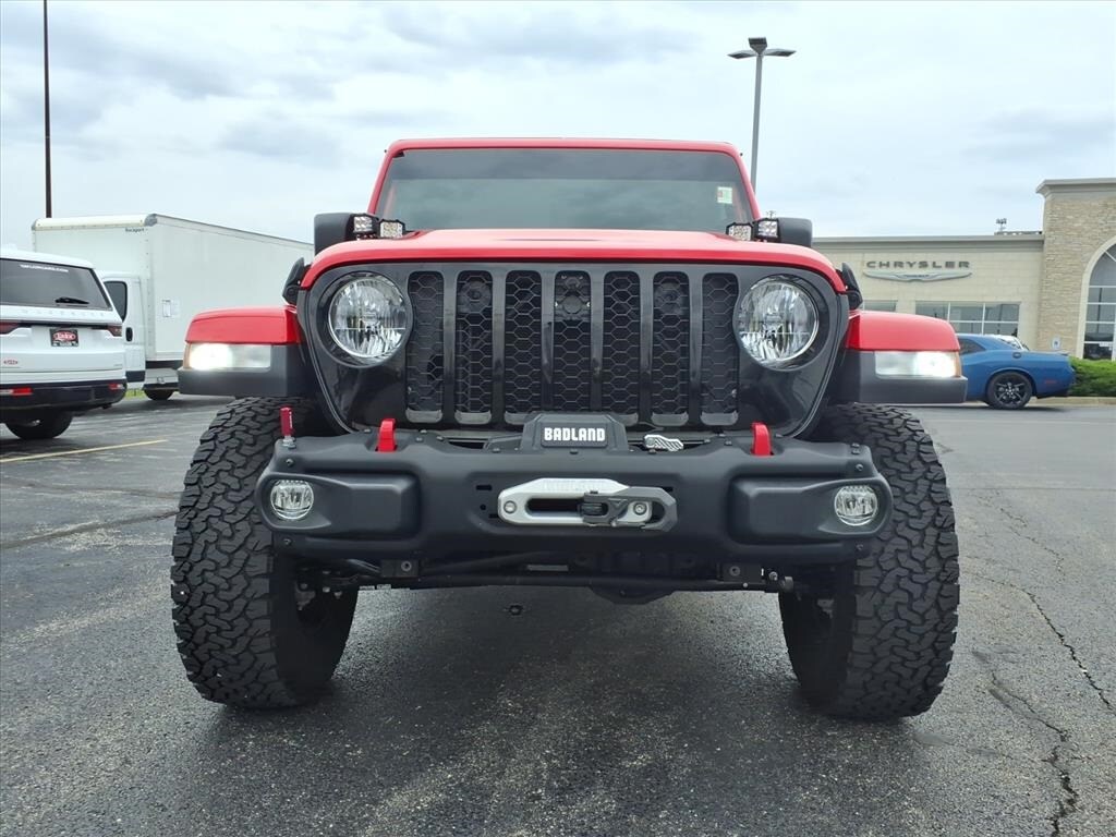2021 Jeep Gladiator Willys photo 2