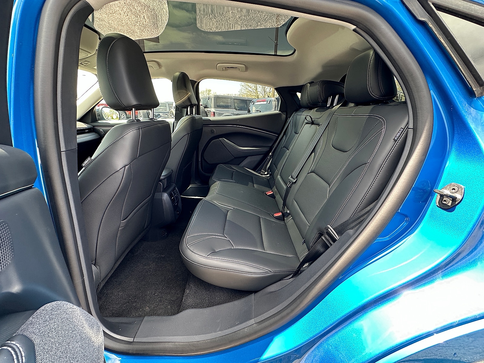 2025 Ford Mustang Mach-E Premium - Photo 26
