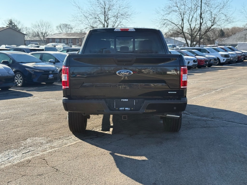 2020 Ford F-150 XLT photo 2