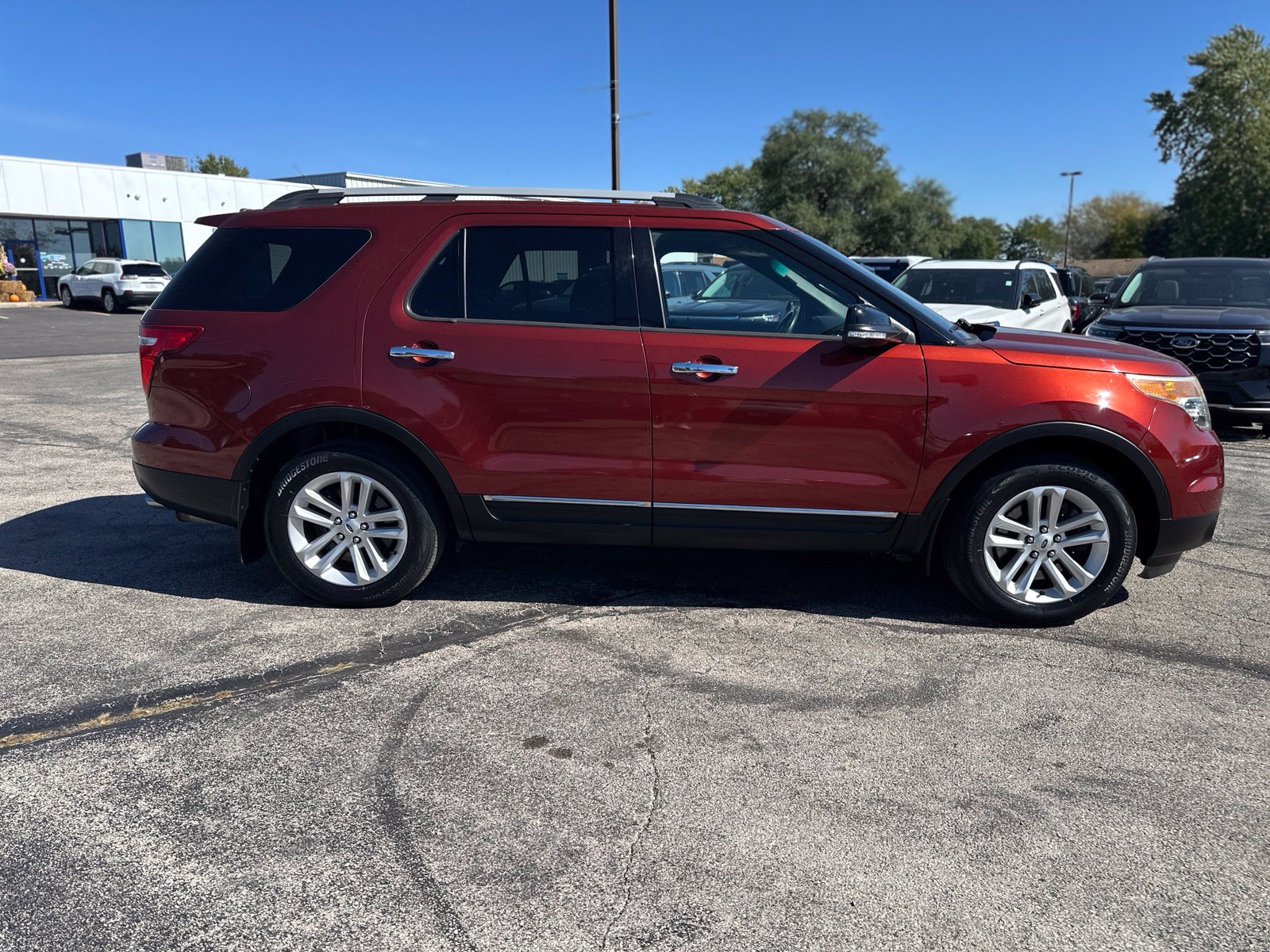 Used 2014 Ford Explorer XLT with VIN 1FM5K8D81EGA75668 for sale in Manteno, IL