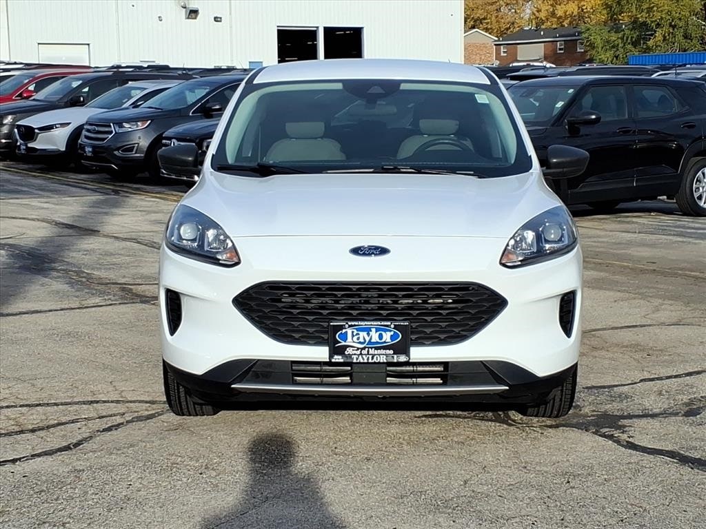 Used 2022 Ford Escape S with VIN 1FMCU0F62NUB51558 for sale in Manteno, IL