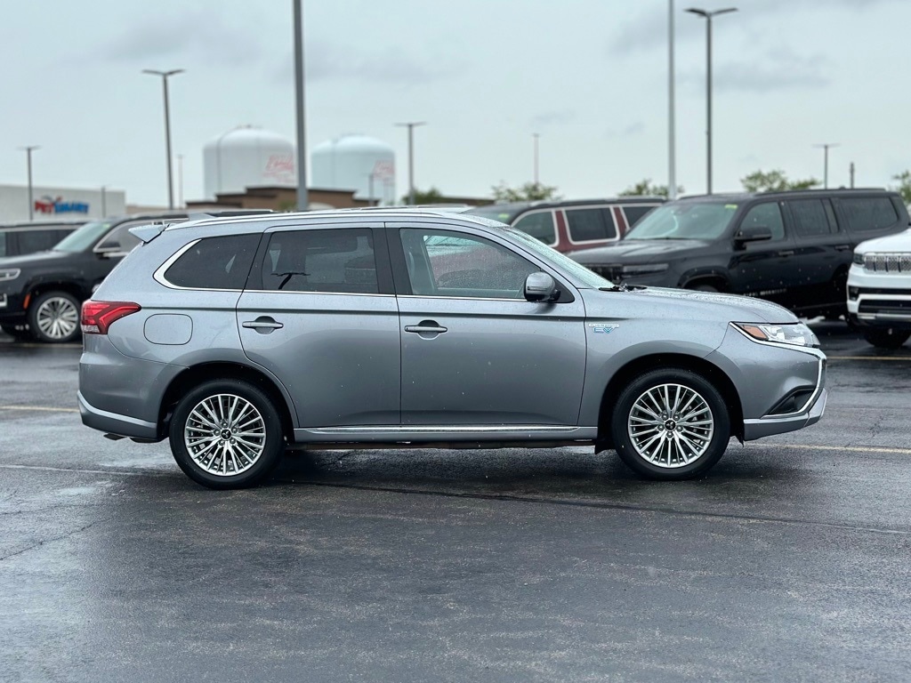 Used 2022 Mitsubishi Outlander PHEV Black Edition with VIN JA4J2VA74NZ051652 for sale in Manteno, IL