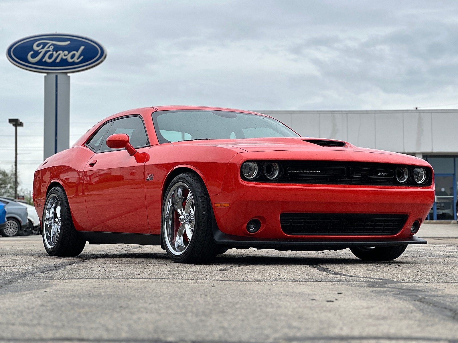 2016 Dodge Challenger SRT