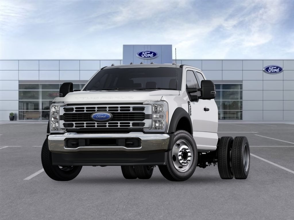 2024 Ford F-550 Super Duty Chassis Cab XL's photo