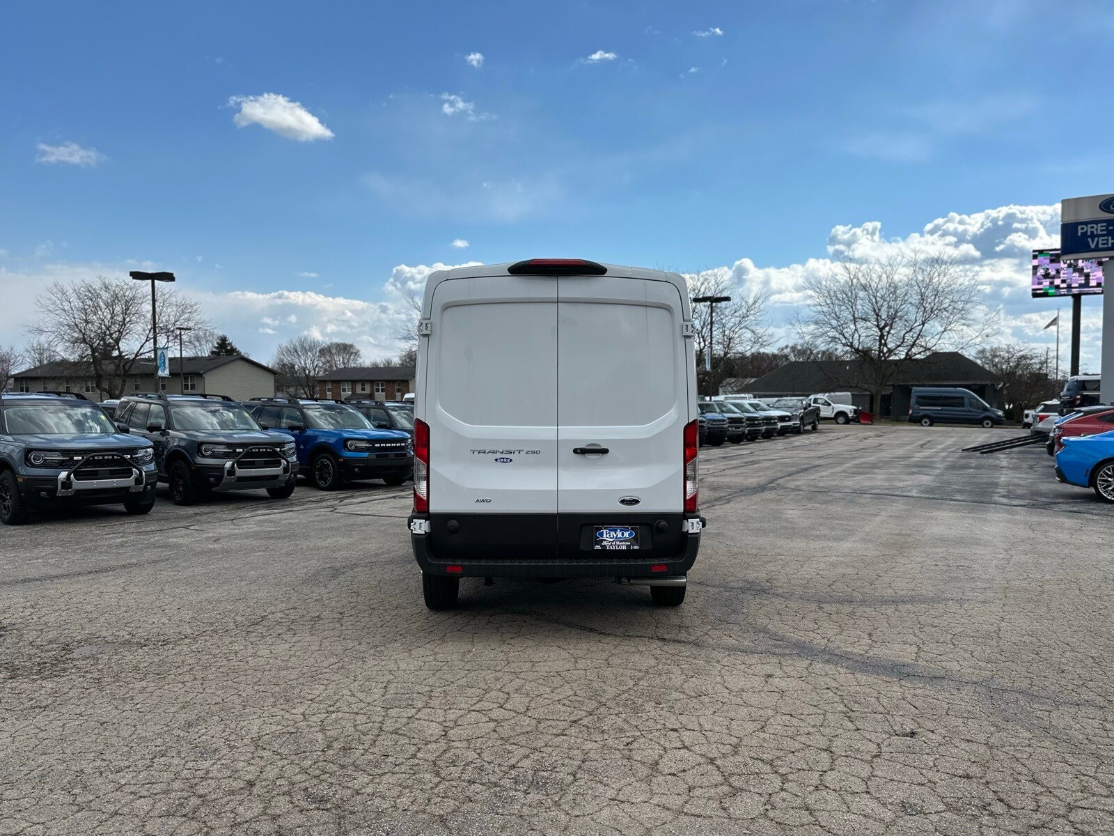2025 Ford Transit photo 4
