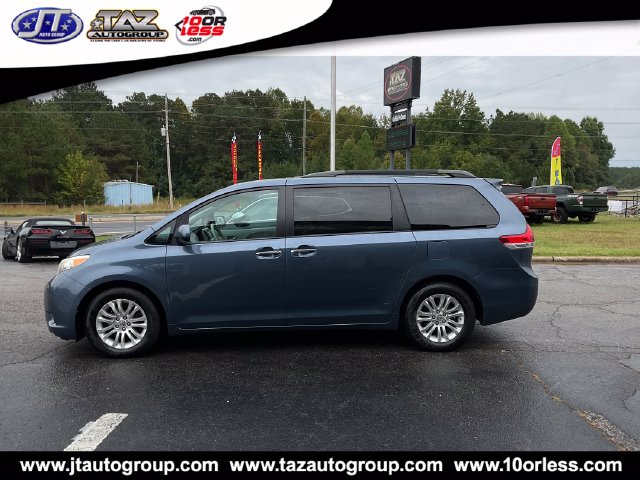 Used 2014 Toyota Sienna XLE Van