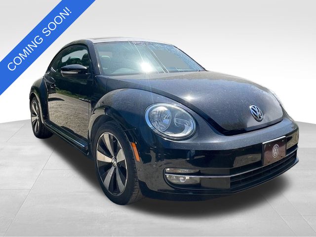 2012 Volkswagen Beetle 2.0T Black Turbo Launch Edition's photo