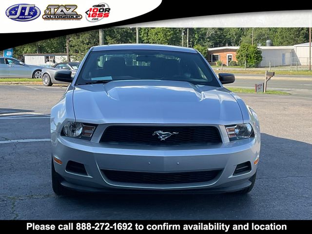 2012 Ford Mustang V6 photo 2