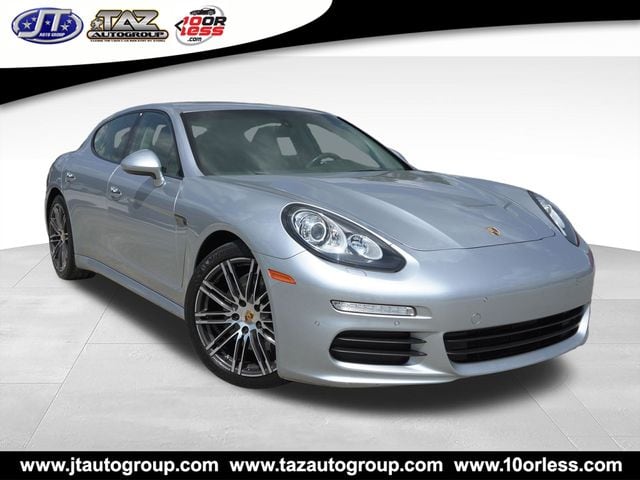 2016 Porsche Panamera Base
