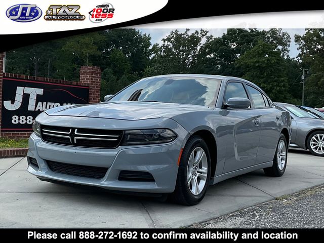 2022 Dodge Charger SXT photo 3