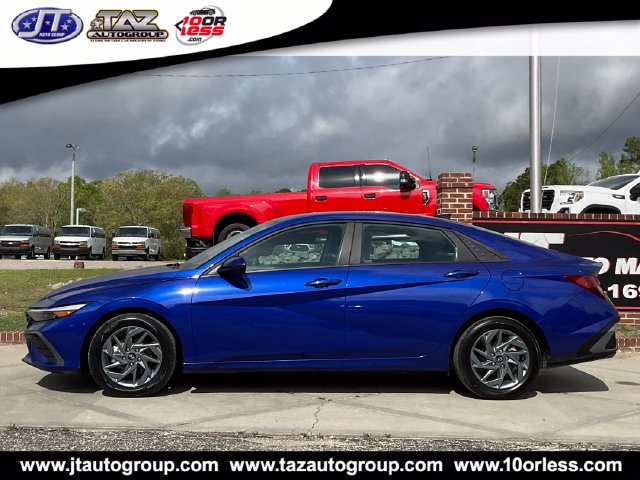 Used 2024 Hyundai Elantra SEL Sedan