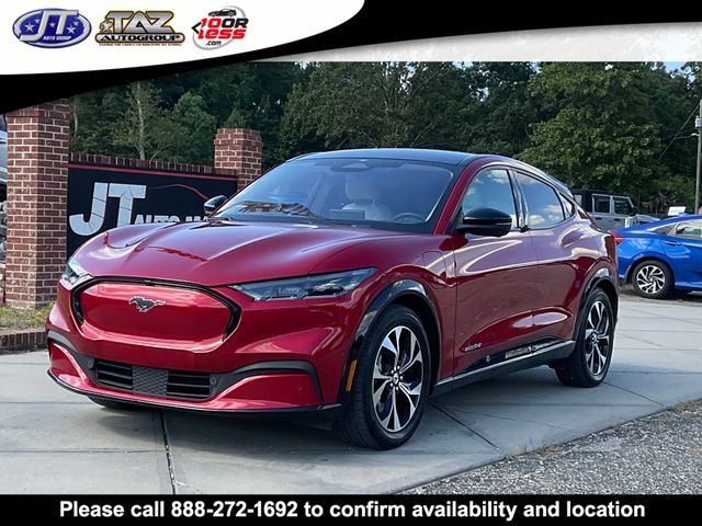 2021 Ford Mustang Mach-E Premium photo 3