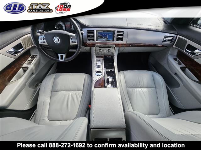 2009 Jaguar XF Luxury photo 2