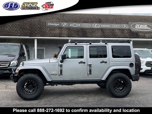 2015 Jeep Wrangler Unlimited Sahara photo 4