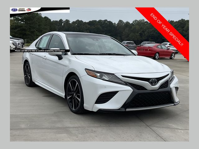 2018 Toyota Camry XSE's photo