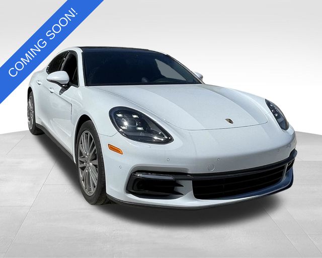 2017 Porsche Panamera 4S