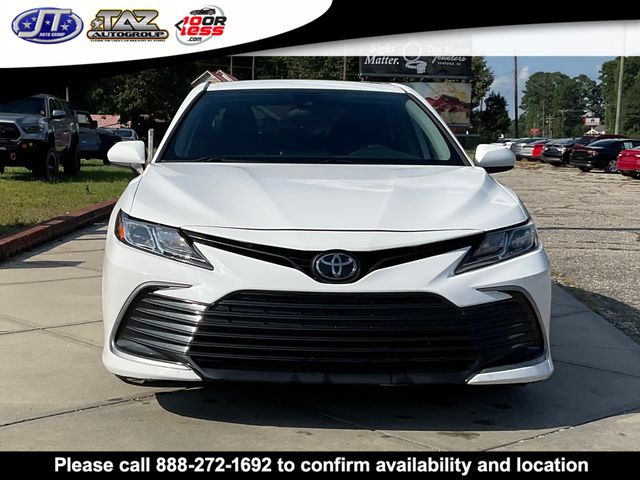 2022 Toyota Camry LE photo 2