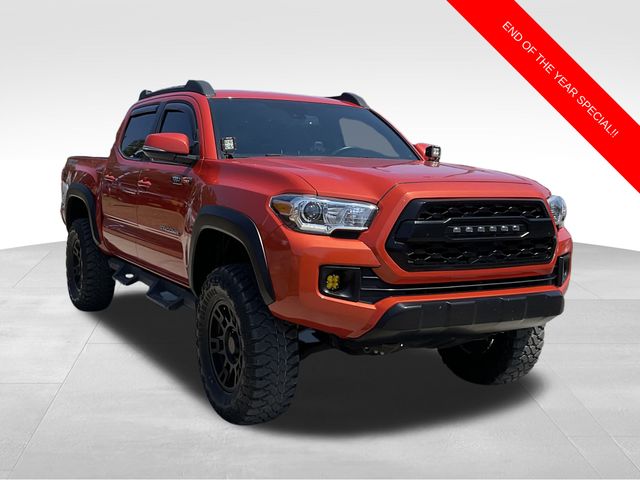 2018 Toyota Tacoma TRD Off Road's photo