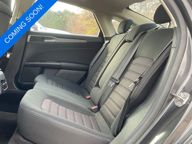 2020 Ford Fusion Hybrid SE photo 4