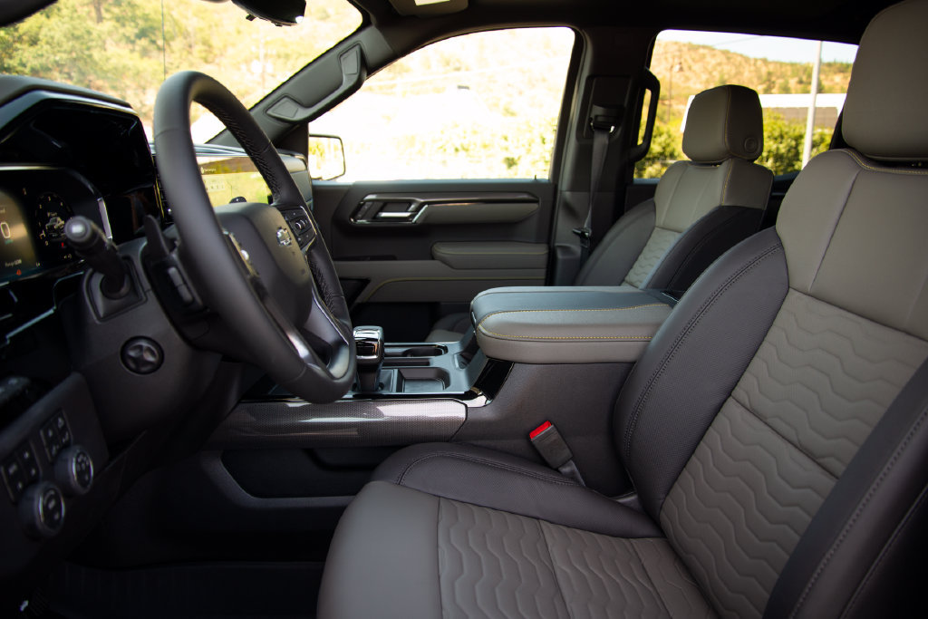 2026 Chevrolet Silverado 1500 ZR2 - Photo 14