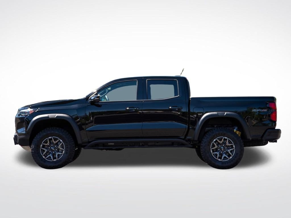 2026 Chevrolet Colorado ZR2 - Photo 6