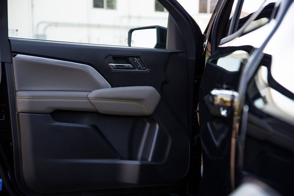 2026 Chevrolet Colorado ZR2 - Photo 11