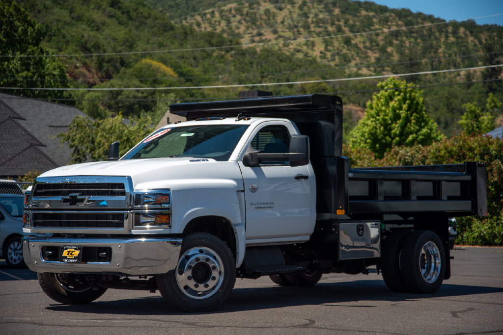 2024 Chevrolet Silverado 4500 Medium Duty Chassis Cab