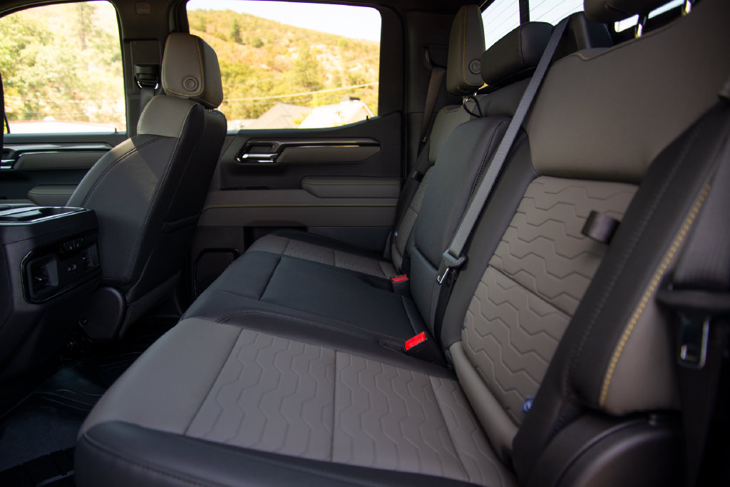 2026 Chevrolet Silverado 1500 ZR2 - Photo 16
