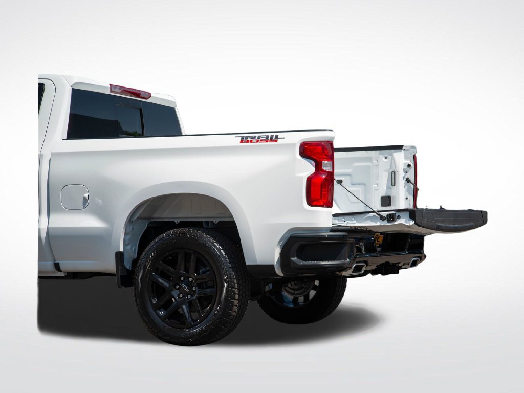 2026 Chevrolet Silverado 1500 LT Trail Boss - Photo 10