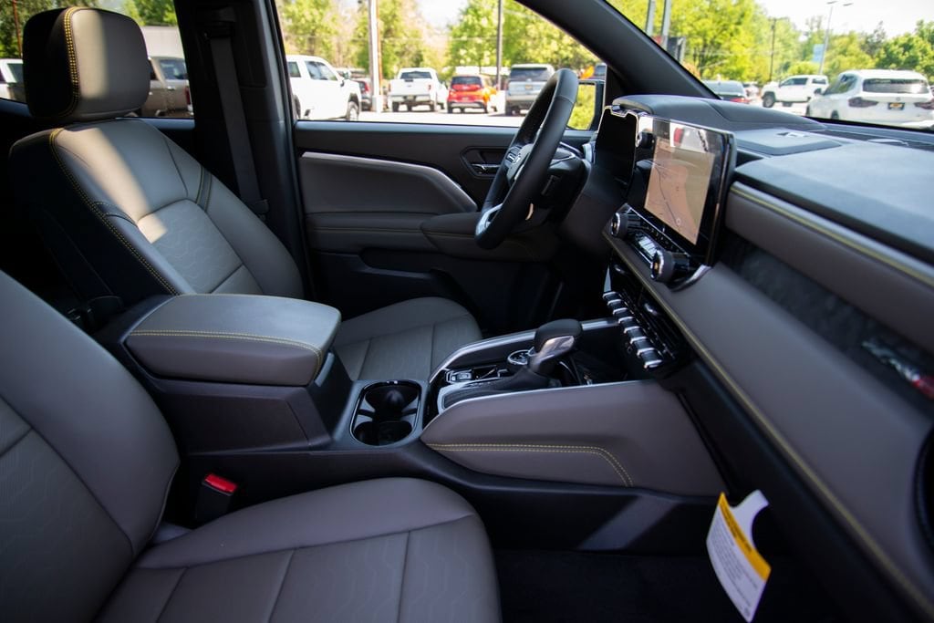 2026 Chevrolet Colorado ZR2 - Photo 19