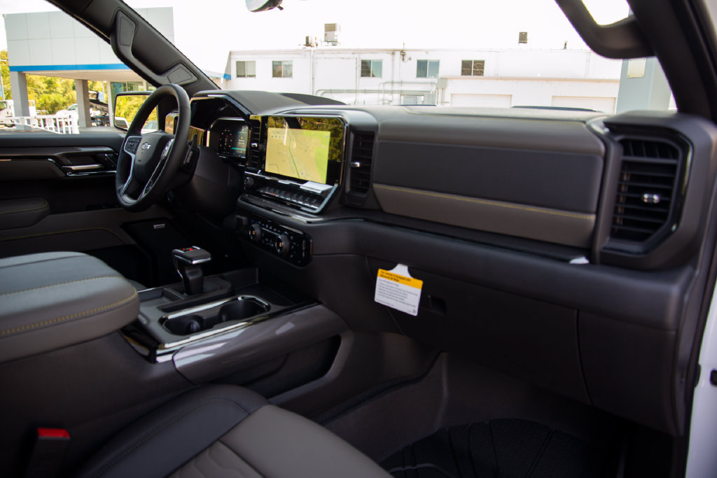 2026 Chevrolet Silverado 1500 ZR2 - Photo 20
