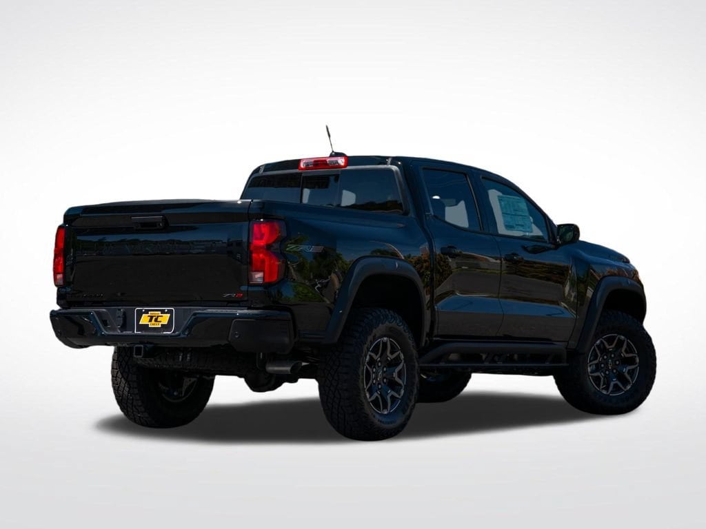 2026 Chevrolet Colorado ZR2 - Photo 8