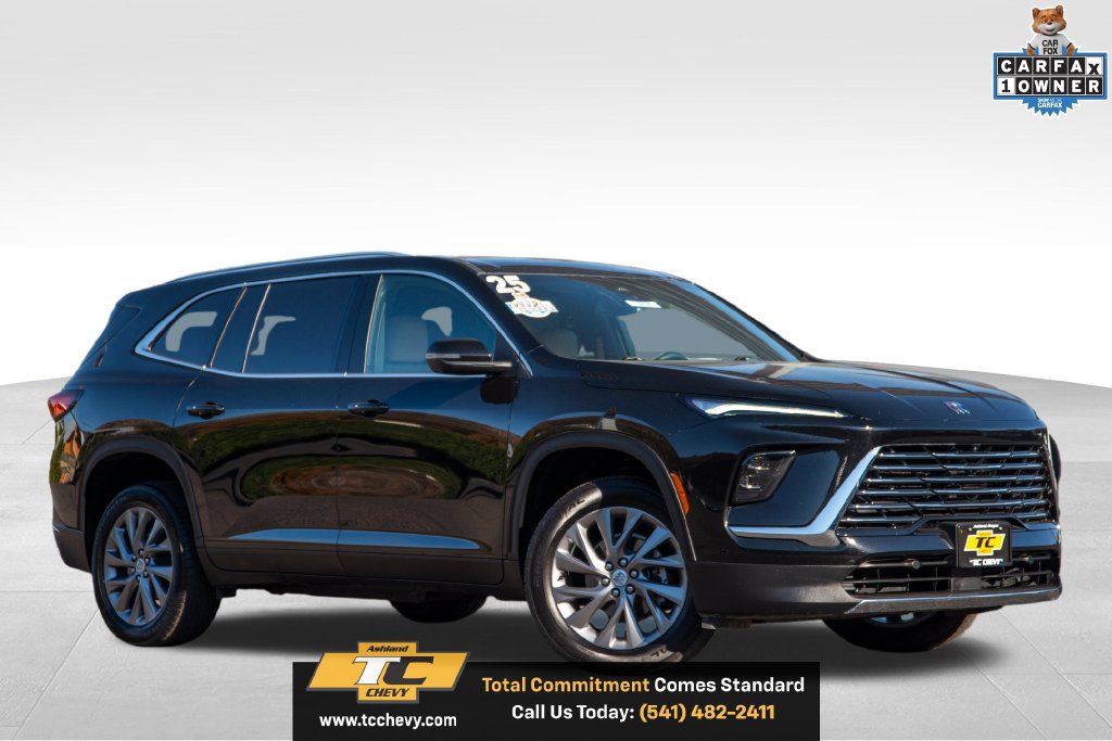 Used 2025 Buick Enclave Preferred SUV