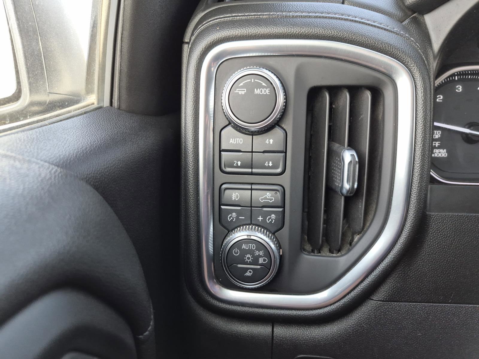 2021 GMC Sierra 1500 SLT - Photo 19