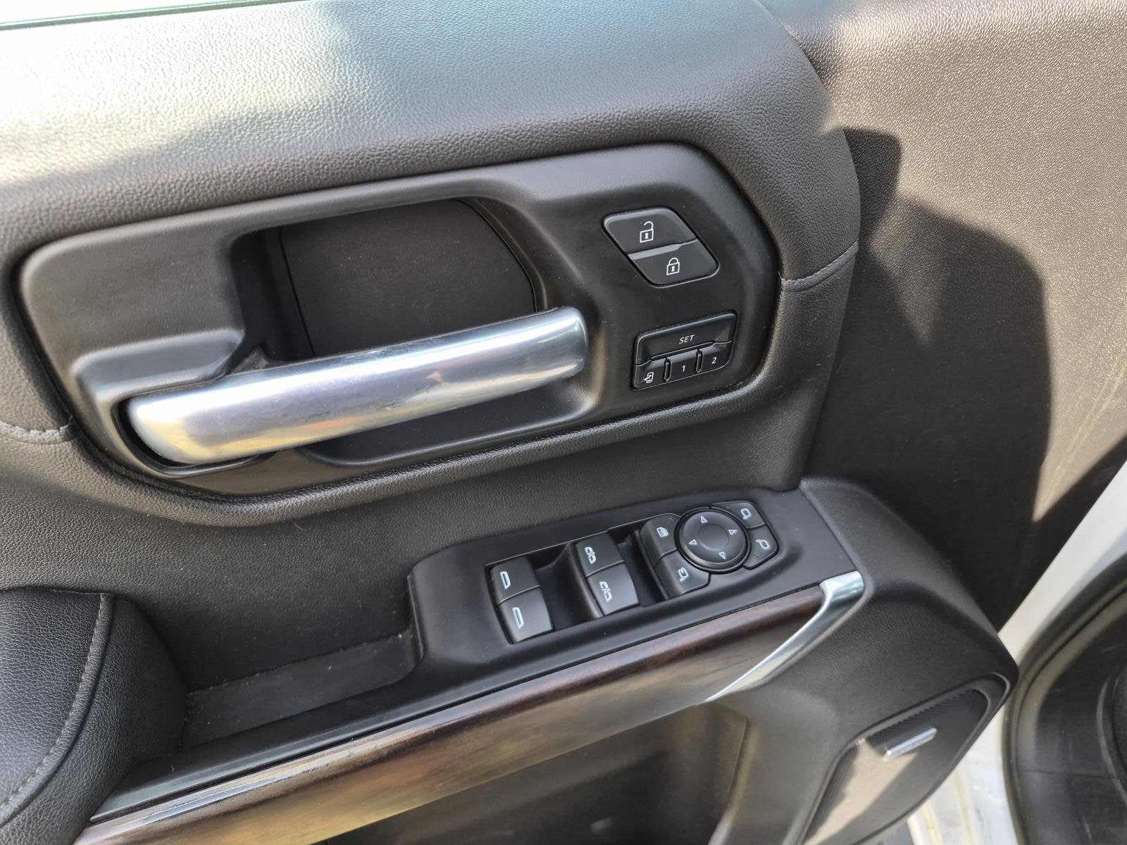 2021 GMC Sierra 1500 SLT - Photo 13