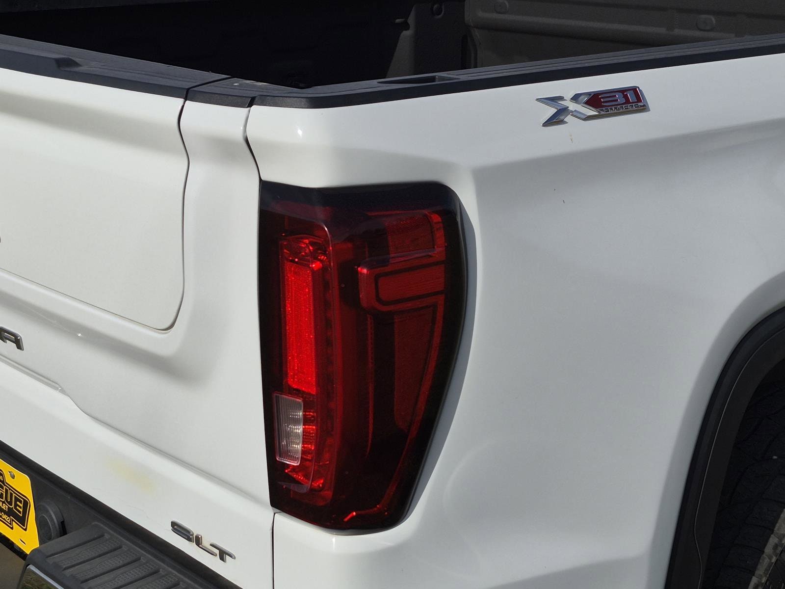 2021 GMC Sierra 1500 SLT - Photo 8